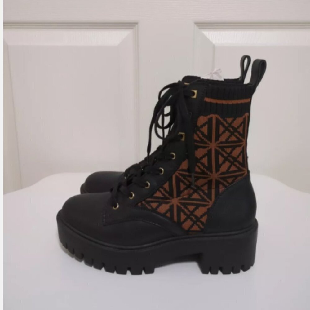 Antonio Melani Dempsey Black Leather & Fabric Lace-up Boots, Size 6.5, EUC
